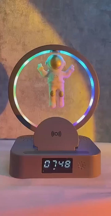 Astronaut Bluetooth-Lautsprecher mit RGB-Licht & Smartphone-Halterung